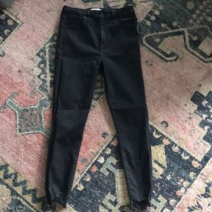 Abercrombie Super Skinny Ankle Jeans. Regular length. Super comfy.